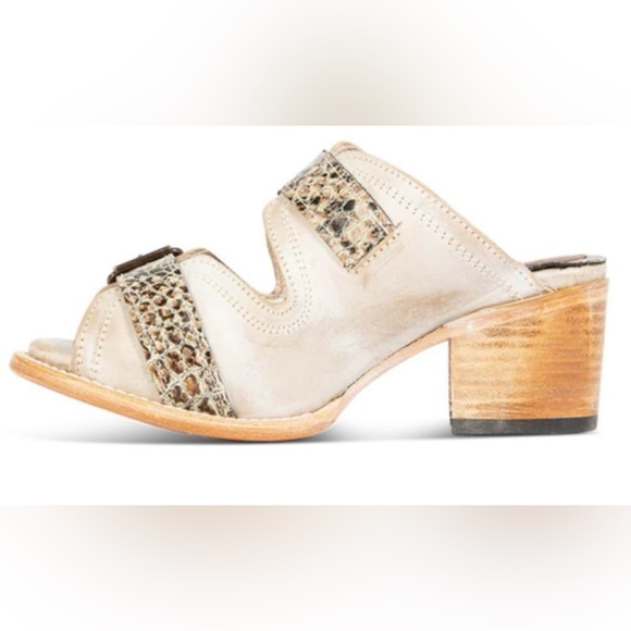 Freebird CAPRICE, color “ice”, sandal. Size 9. - Picture 3 of 8